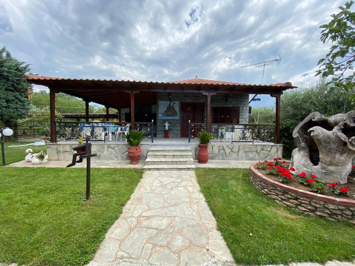 Beachfront Cottage Nea Triglia المظهر الخارجي الصورة
